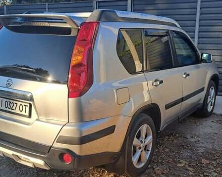 Сірий Ніссан ІксТрейл, об'ємом двигуна 2.49 л та пробігом 327 тис. км за 12000 $, фото 5 на Automoto.ua