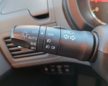 Серый Ниссан ИксТрейл, объемом двигателя 2 л и пробегом 213 тыс. км за 9400 $, фото 25 на Automoto.ua