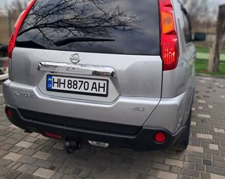 Серый Ниссан ИксТрейл, объемом двигателя 2 л и пробегом 233 тыс. км за 12222 $, фото 6 на Automoto.ua