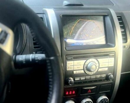 Серый Ниссан ИксТрейл, объемом двигателя 2 л и пробегом 262 тыс. км за 9400 $, фото 3 на Automoto.ua