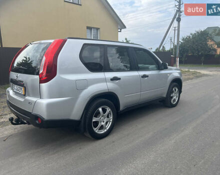 Серый Ниссан ИксТрейл, объемом двигателя 2 л и пробегом 263 тыс. км за 13000 $, фото 40 на Automoto.ua