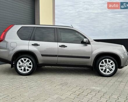 Серый Ниссан ИксТрейл, объемом двигателя 2 л и пробегом 147 тыс. км за 12300 $, фото 12 на Automoto.ua