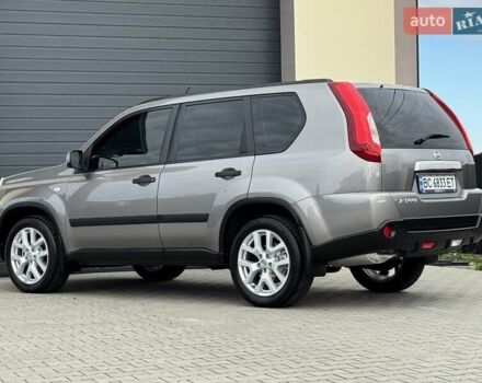 Серый Ниссан ИксТрейл, объемом двигателя 2 л и пробегом 147 тыс. км за 12300 $, фото 20 на Automoto.ua
