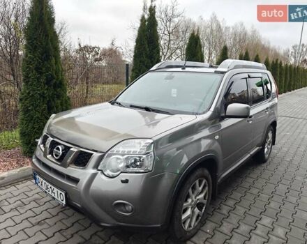 Серый Ниссан ИксТрейл, объемом двигателя 2 л и пробегом 179 тыс. км за 11500 $, фото 1 на Automoto.ua