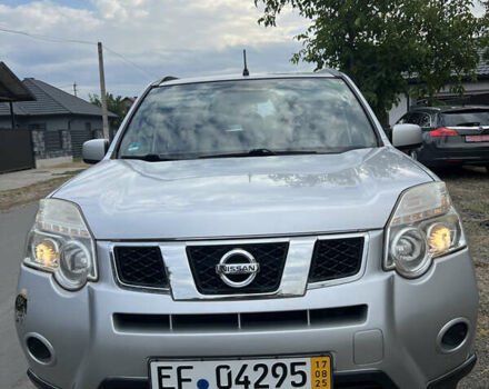 Серый Ниссан ИксТрейл, объемом двигателя 2 л и пробегом 263 тыс. км за 13000 $, фото 6 на Automoto.ua