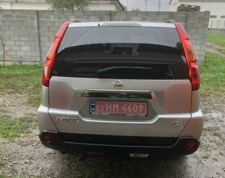 Ниссан ИксТрейл 2010 в Дубно на Automoto.ua Серый Ниссан ИксТрейл, объемом двигателя 2 л и пробегом 231 тыс. км за 12200 $, фото 4 на Automoto.ua