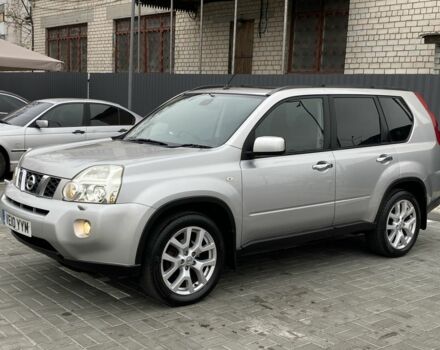 Серый Ниссан ИксТрейл, объемом двигателя 2.2 л и пробегом 189 тыс. км за 5350 $, фото 2 на Automoto.ua