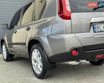 Серый Ниссан ИксТрейл, объемом двигателя 2 л и пробегом 147 тыс. км за 12300 $, фото 46 на Automoto.ua