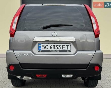 Серый Ниссан ИксТрейл, объемом двигателя 2 л и пробегом 147 тыс. км за 12300 $, фото 48 на Automoto.ua
