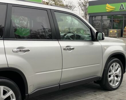 Серый Ниссан ИксТрейл, объемом двигателя 2.2 л и пробегом 189 тыс. км за 5350 $, фото 9 на Automoto.ua