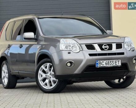 Серый Ниссан ИксТрейл, объемом двигателя 2 л и пробегом 147 тыс. км за 12300 $, фото 5 на Automoto.ua