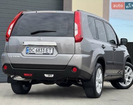 Серый Ниссан ИксТрейл, объемом двигателя 2 л и пробегом 147 тыс. км за 12300 $, фото 57 на Automoto.ua