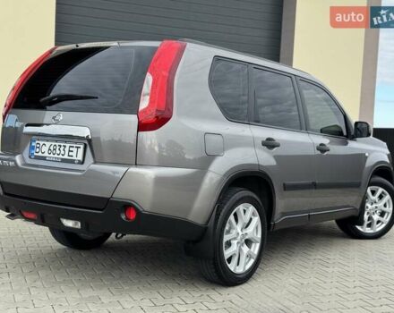 Серый Ниссан ИксТрейл, объемом двигателя 2 л и пробегом 147 тыс. км за 12300 $, фото 59 на Automoto.ua