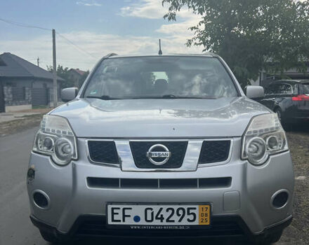 Серый Ниссан ИксТрейл, объемом двигателя 2 л и пробегом 263 тыс. км за 13000 $, фото 18 на Automoto.ua