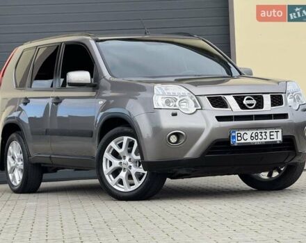 Серый Ниссан ИксТрейл, объемом двигателя 2 л и пробегом 147 тыс. км за 12300 $, фото 4 на Automoto.ua