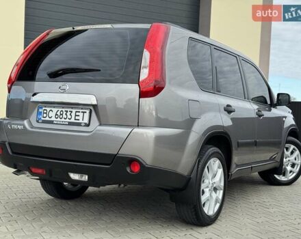 Серый Ниссан ИксТрейл, объемом двигателя 2 л и пробегом 147 тыс. км за 12300 $, фото 54 на Automoto.ua