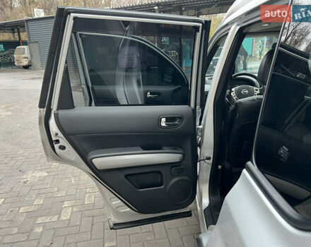 Серый Ниссан ИксТрейл, объемом двигателя 2 л и пробегом 153 тыс. км за 16500 $, фото 10 на Automoto.ua