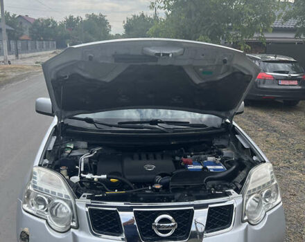 Серый Ниссан ИксТрейл, объемом двигателя 2 л и пробегом 263 тыс. км за 13000 $, фото 43 на Automoto.ua