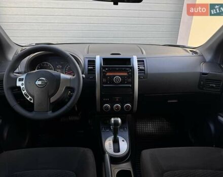Серый Ниссан ИксТрейл, объемом двигателя 2 л и пробегом 147 тыс. км за 12300 $, фото 85 на Automoto.ua