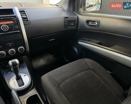 Серый Ниссан ИксТрейл, объемом двигателя 2 л и пробегом 147 тыс. км за 12300 $, фото 81 на Automoto.ua