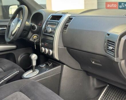 Серый Ниссан ИксТрейл, объемом двигателя 2 л и пробегом 147 тыс. км за 12300 $, фото 96 на Automoto.ua