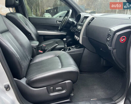 Серый Ниссан ИксТрейл, объемом двигателя 2 л и пробегом 153 тыс. км за 16500 $, фото 13 на Automoto.ua