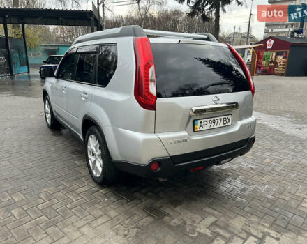 Серый Ниссан ИксТрейл, объемом двигателя 2 л и пробегом 153 тыс. км за 16500 $, фото 5 на Automoto.ua