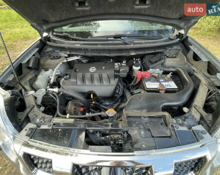 Серый Ниссан ИксТрейл, объемом двигателя 2 л и пробегом 127 тыс. км за 12000 $, фото 22 на Automoto.ua