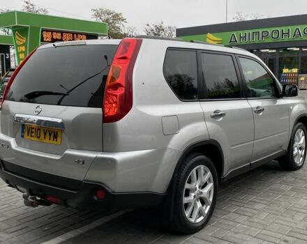 Серый Ниссан ИксТрейл, объемом двигателя 2.2 л и пробегом 189 тыс. км за 5350 $, фото 8 на Automoto.ua