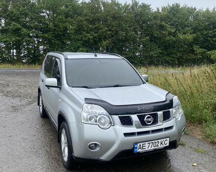 Серый Ниссан ИксТрейл, объемом двигателя 2 л и пробегом 285 тыс. км за 11800 $, фото 18 на Automoto.ua