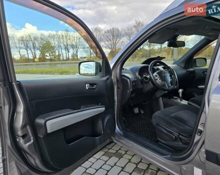 Ниссан ИксТрейл 2010 в Калуше на Automoto.ua Серый Ниссан ИксТрейл, объемом двигателя 2 л и пробегом 245 тыс. км за 11999 $, фото 24 на Automoto.ua