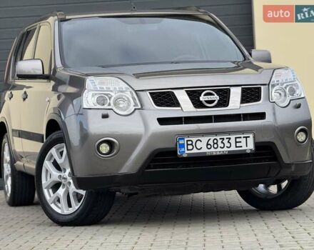 Серый Ниссан ИксТрейл, объемом двигателя 2 л и пробегом 147 тыс. км за 12300 $, фото 7 на Automoto.ua