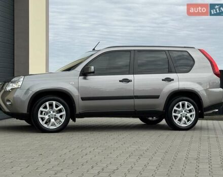 Серый Ниссан ИксТрейл, объемом двигателя 2 л и пробегом 147 тыс. км за 12300 $, фото 29 на Automoto.ua