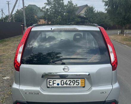 Серый Ниссан ИксТрейл, объемом двигателя 2 л и пробегом 263 тыс. км за 13000 $, фото 37 на Automoto.ua