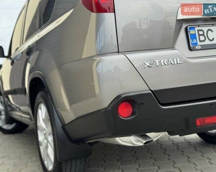 Серый Ниссан ИксТрейл, объемом двигателя 2 л и пробегом 147 тыс. км за 12300 $, фото 61 на Automoto.ua