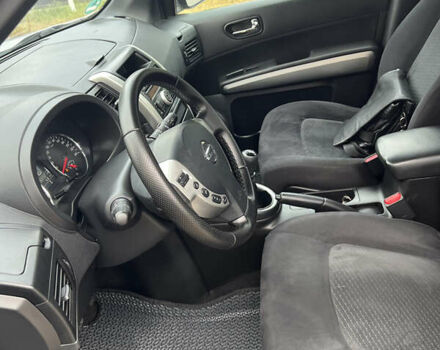 Серый Ниссан ИксТрейл, объемом двигателя 2 л и пробегом 263 тыс. км за 13000 $, фото 71 на Automoto.ua