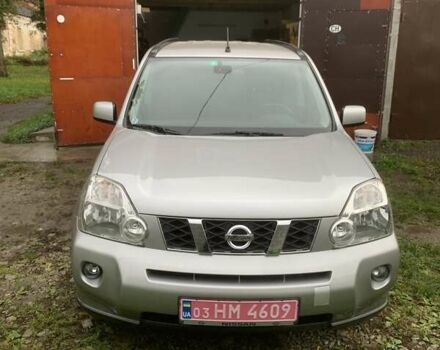 Ниссан ИксТрейл 2010 в Дубно на Automoto.ua Серый Ниссан ИксТрейл, объемом двигателя 2 л и пробегом 231 тыс. км за 12200 $, фото 1 на Automoto.ua