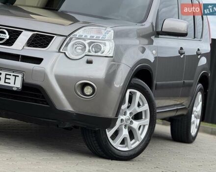 Серый Ниссан ИксТрейл, объемом двигателя 2 л и пробегом 147 тыс. км за 12300 $, фото 41 на Automoto.ua