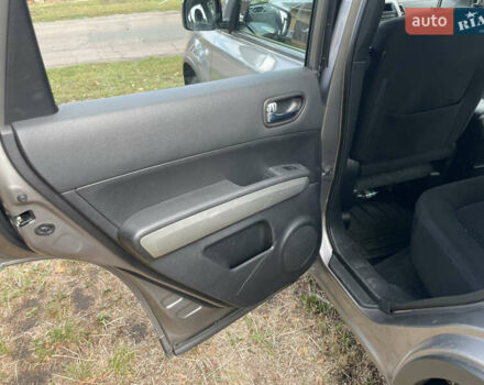 Серый Ниссан ИксТрейл, объемом двигателя 2 л и пробегом 127 тыс. км за 12000 $, фото 15 на Automoto.ua