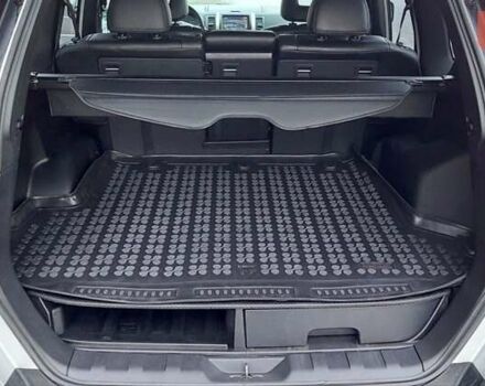 Серый Ниссан ИксТрейл, объемом двигателя 2 л и пробегом 275 тыс. км за 13800 $, фото 5 на Automoto.ua