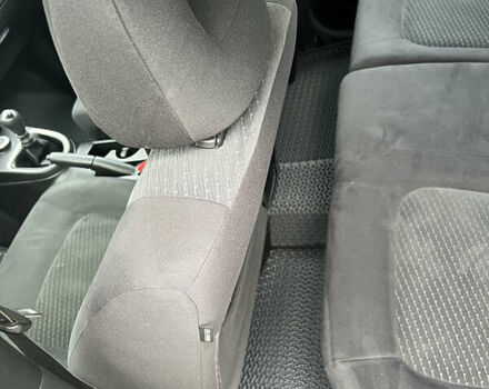 Серый Ниссан ИксТрейл, объемом двигателя 2 л и пробегом 263 тыс. км за 13000 $, фото 63 на Automoto.ua