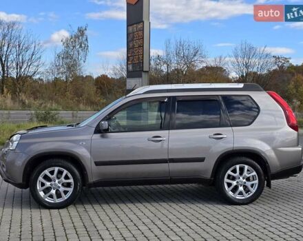Ниссан ИксТрейл 2010 в Калуше на Automoto.ua Серый Ниссан ИксТрейл, объемом двигателя 2 л и пробегом 245 тыс. км за 11999 $, фото 5 на Automoto.ua