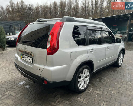 Серый Ниссан ИксТрейл, объемом двигателя 2 л и пробегом 153 тыс. км за 16500 $, фото 3 на Automoto.ua