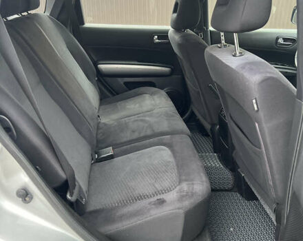 Серый Ниссан ИксТрейл, объемом двигателя 2 л и пробегом 263 тыс. км за 13000 $, фото 72 на Automoto.ua
