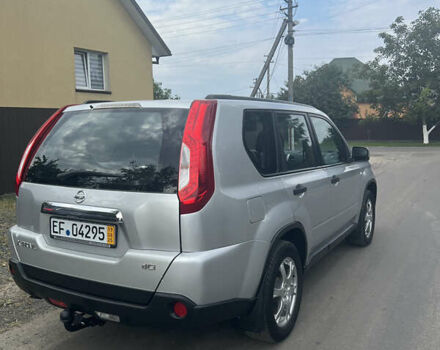 Серый Ниссан ИксТрейл, объемом двигателя 2 л и пробегом 263 тыс. км за 13000 $, фото 45 на Automoto.ua