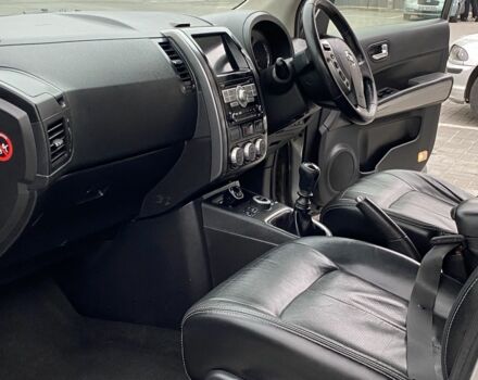 Серый Ниссан ИксТрейл, объемом двигателя 2.2 л и пробегом 189 тыс. км за 5350 $, фото 15 на Automoto.ua