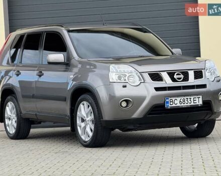 Серый Ниссан ИксТрейл, объемом двигателя 2 л и пробегом 147 тыс. км за 12300 $, фото 9 на Automoto.ua