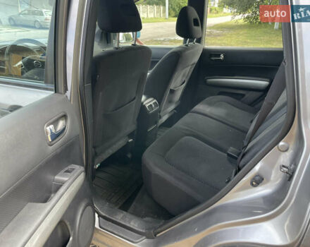 Серый Ниссан ИксТрейл, объемом двигателя 2 л и пробегом 127 тыс. км за 12000 $, фото 14 на Automoto.ua