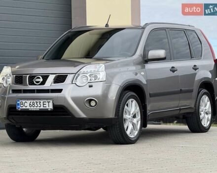 Серый Ниссан ИксТрейл, объемом двигателя 2 л и пробегом 147 тыс. км за 12300 $, фото 33 на Automoto.ua
