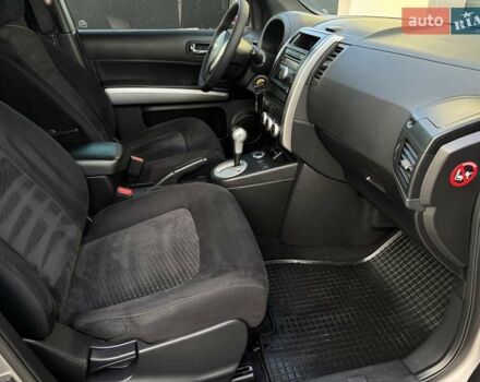 Серый Ниссан ИксТрейл, объемом двигателя 2 л и пробегом 147 тыс. км за 12300 $, фото 93 на Automoto.ua